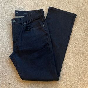Banana Republic “The Traveler” slim fit dark wash denim Mens jeans Size 32x30